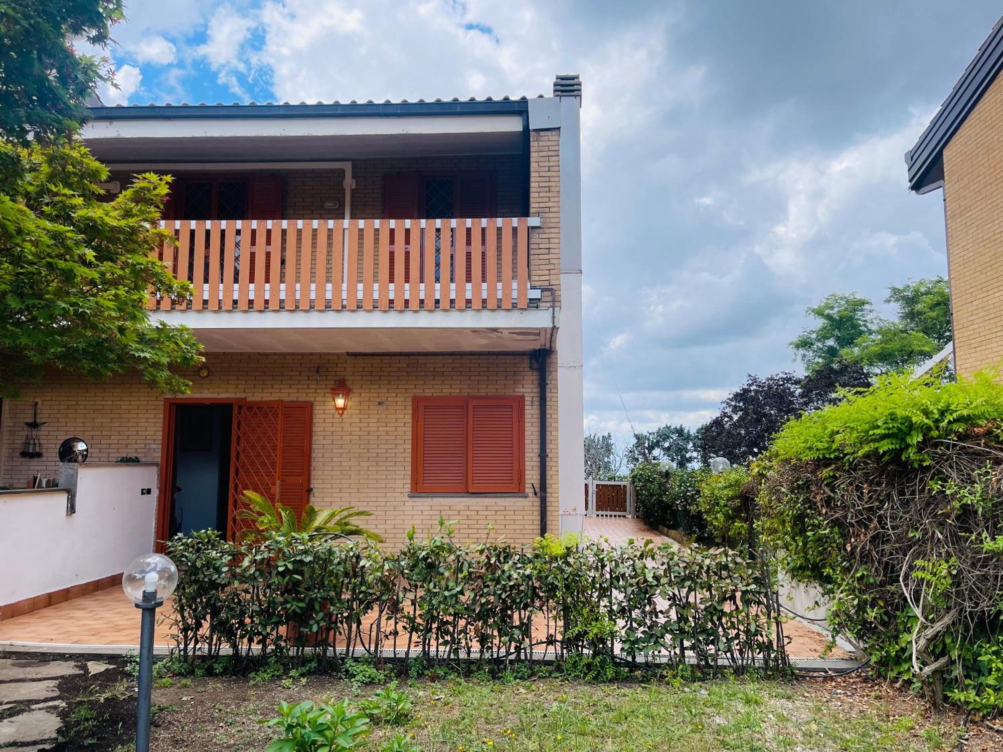 Villetta Home - Castelli Apartments Castel Gandolfo Exterior photo